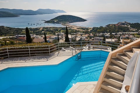 View (from property/room), Sea view, Swimming pool