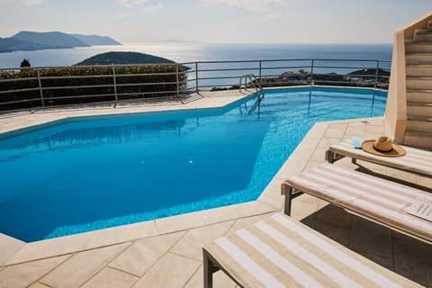 Sea view, Swimming pool