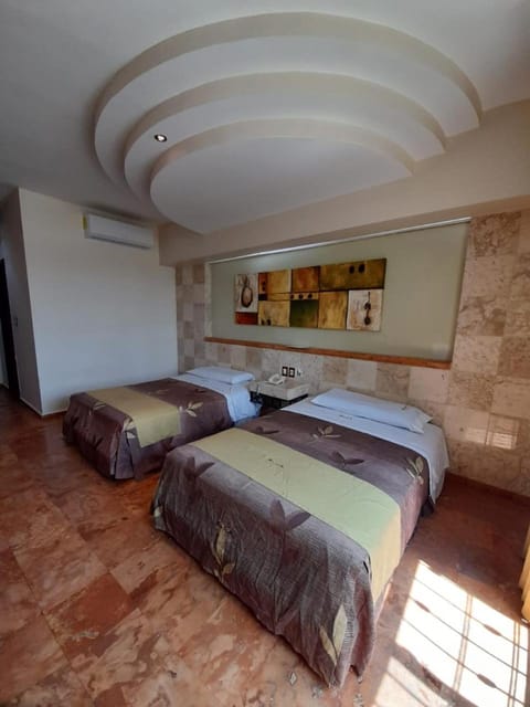 HOTEL A´PONTE Hotel in Merida