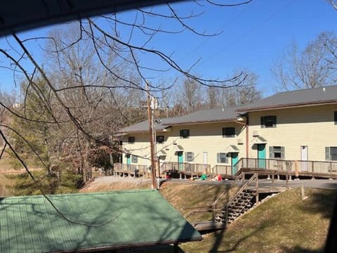 Holiday Hills Resort Campingplatz /
Wohnmobil-Resort in Lake Barkley