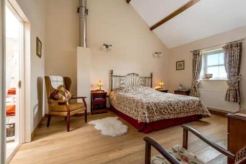 Kidwelly Farmhouse B&B Bed and Breakfast in Ferryside