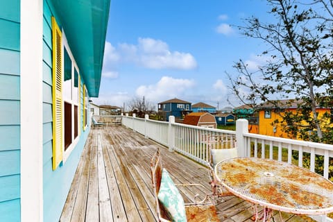 Barefoot Bungalow House in Bolivar Peninsula