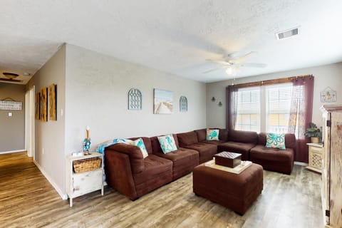 Barefoot Bungalow House in Bolivar Peninsula