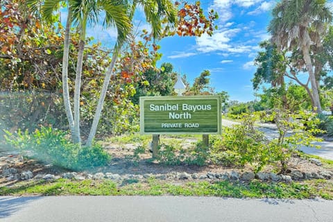 Away from it All Abode House in Sanibel Island