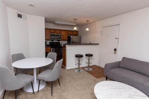 Wyndham 915 1br Gem Perfect For Couple Apartment in Hampton