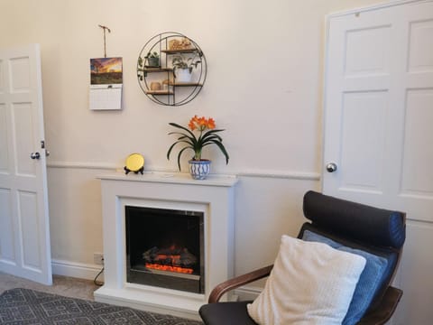 Living room, Seating area, flat iron