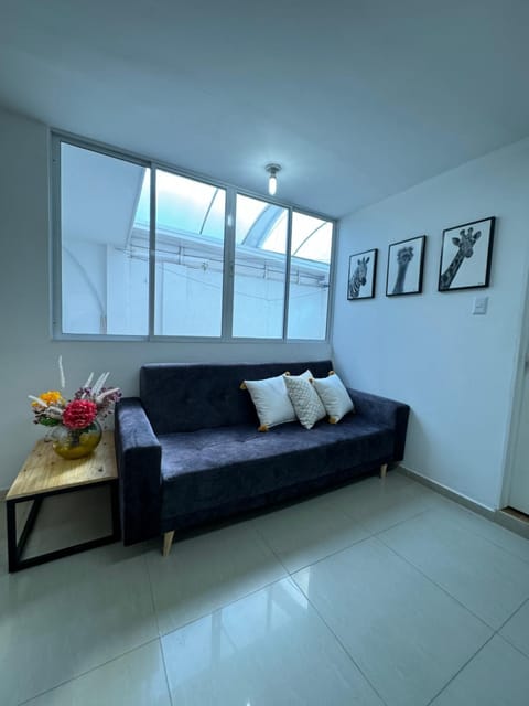 Apto estudio con parqueadero y wifi. Condo in Yopal