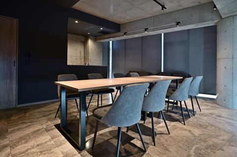 Meeting/conference room