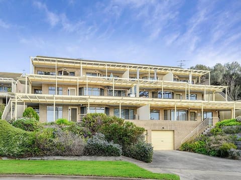 19-117 Franklin Pde - Beachfront Location - No Linen Included Apartamento in Encounter Bay