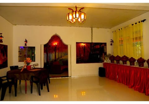 Windy's Leisure Villa Bed and Breakfast in Negombo