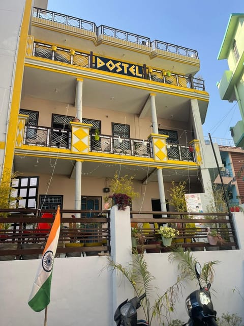 Dostel Rishikesh Hostel in Rishikesh
