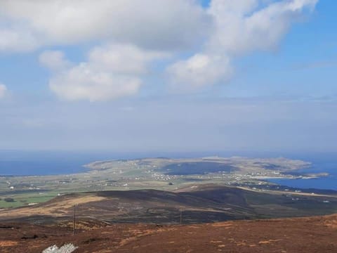 Nearby landmark, Natural landscape