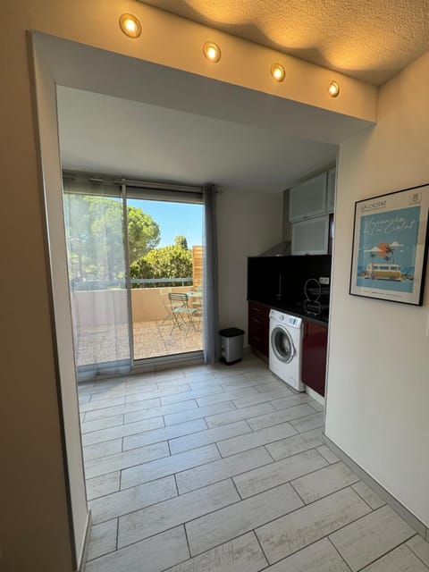 Appartement t2 résidence cap liouquet Apartment in La Ciotat