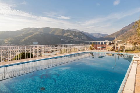 Nearby landmark, Day, Natural landscape, Mountain view, Pool view, Swimming pool