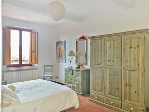 * Apartment in Barga Old Town with amazing views Apartment in Barga