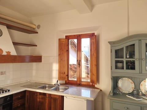 * Apartment in Barga Old Town with amazing views Apartment in Barga