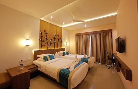 Golden Fruits Business Suites Apartahotel in Chennai