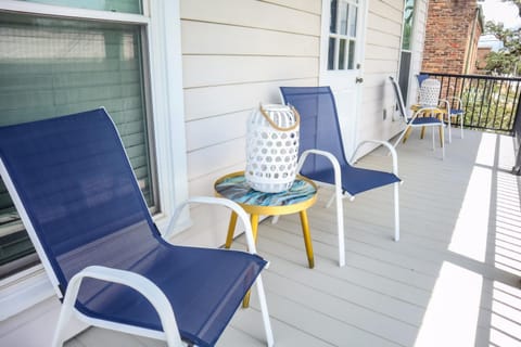 Patio, Day, View (from property/room), Balcony/Terrace, Seating area