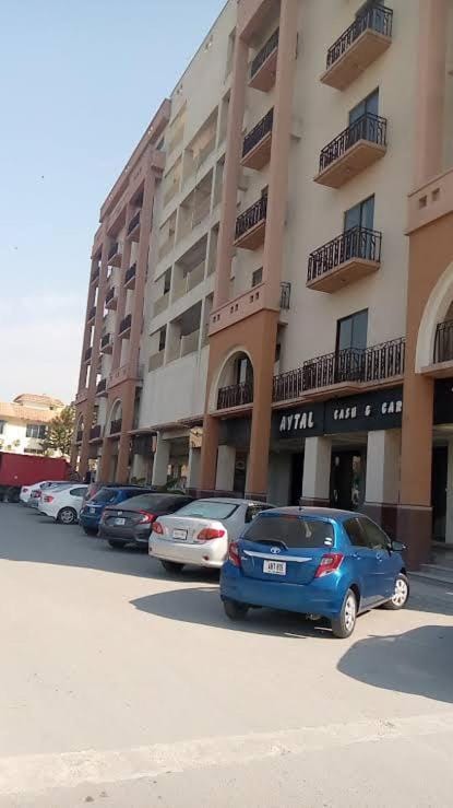 Fully Furnished One bedroom Apartment Bahria Heights 1 Condo in Islamabad