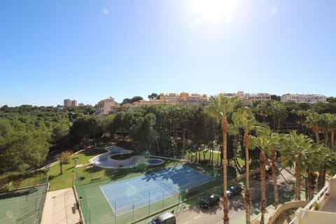 Tennis court, Swimming pool