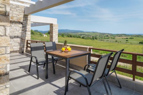 Natural landscape, View (from property/room), Balcony/Terrace