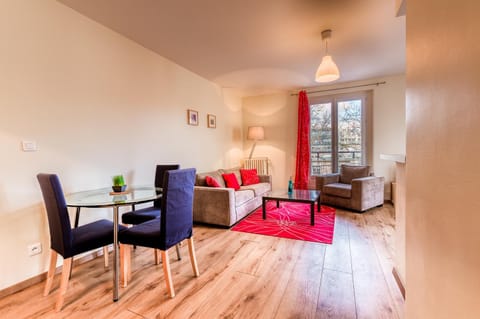 Balcony/Terrace, Living room, Dining area