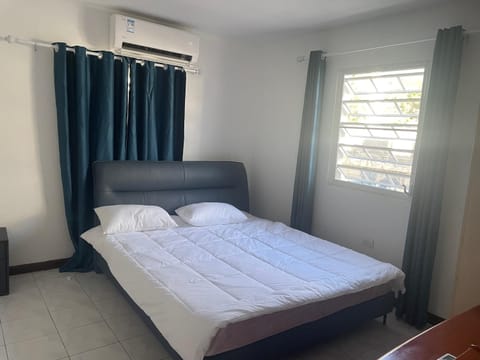 Sunny apartment 2 Condo in Sint Maarten