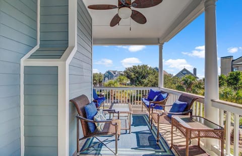 29 Ocean Point AvantStay Luxe Kitchen Balcony Haus in Wild Dunes