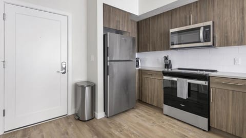 Landing Modern Apartment with Amazing Amenities ID1803X01 Apartment in Portland