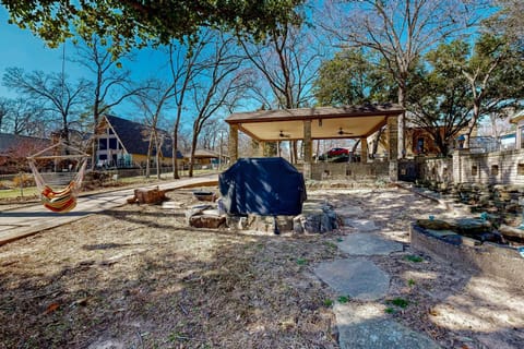 The Castle on Cedar Creek Lake Casa in Tool