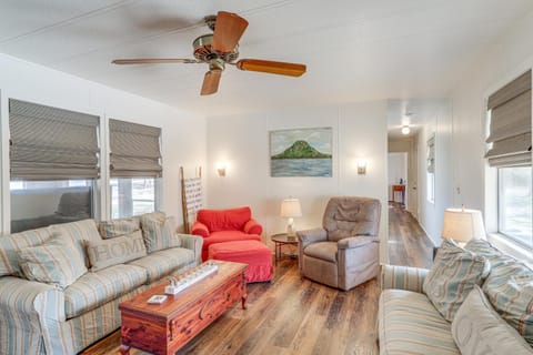 Pet-Friendly Higden Getaway Less Than 1 Mi to Marina! Casa in Greers Ferry Lake