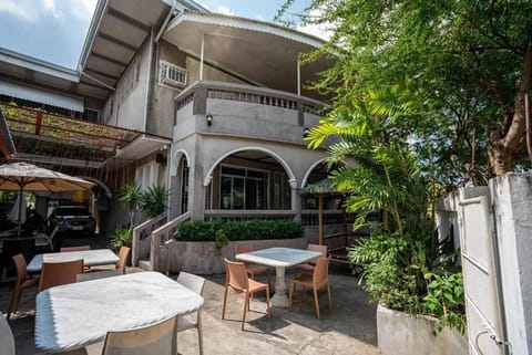 Legacy Mansion + coffee bar Hotel in Iloilo City
