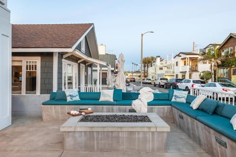 Ocean Breeze Buyout by AvantStay Steps to Beach Haus in Balboa Peninsula