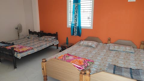 Adhvan home stay Vacation rental in Mysuru