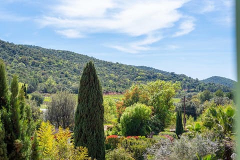 Maison Hyères Les Borrels Terrasse Vue Panoramique Macif des Maures House in La Londe-les-Maures