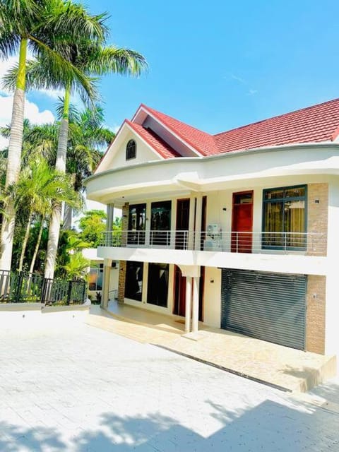Comfort home3 Condo in City of Dar es Salaam