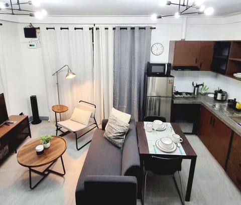 2A2J Apartments Condo in Pasay