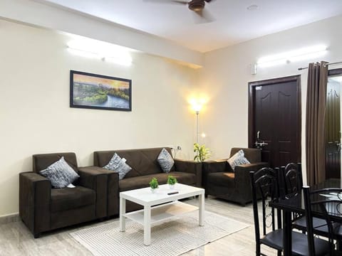 2BHK Elegant & Fully Equipped Apt near Banjara Hills Wohnung in Hyderabad