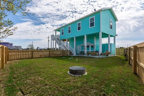 Sea Glass Cottage home House in Bolivar Peninsula