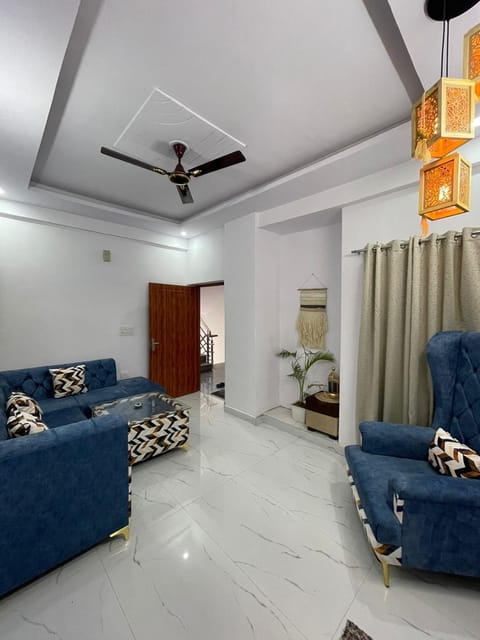 Homestay Near Triveni ghat Apartment in Rishikesh