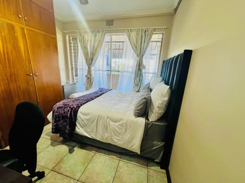 Honeyhills Excellence Resorts D Bed and Breakfast in Roodepoort