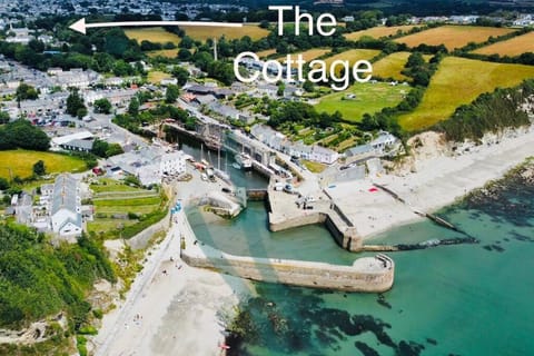 Charlestown Cottage Harbour & Beach short walk! House in Saint Austell