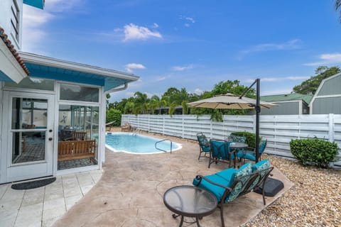 New Amazing Heated Pool +14 min to AMI +5BR 20ppl House in Bradenton