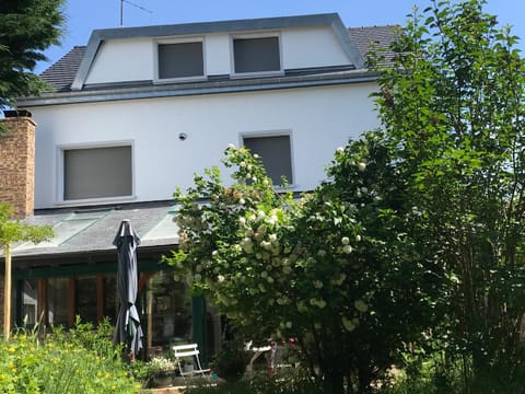 Property building, Day, Summer, Garden, Garden view, Breakfast