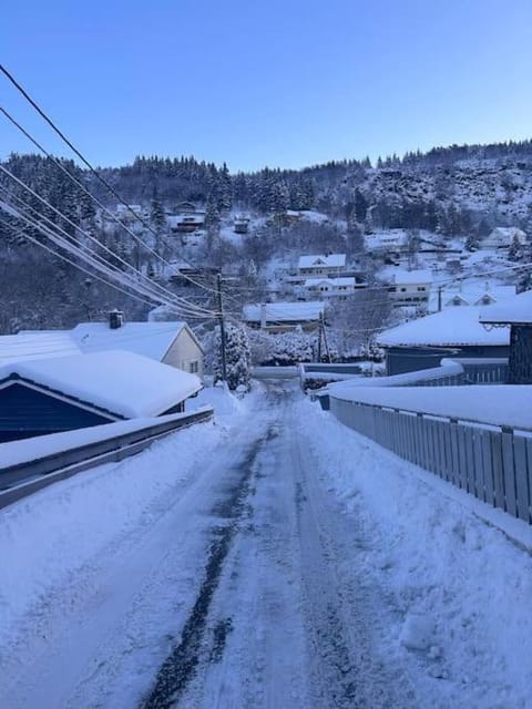 Neighbourhood, Natural landscape, Winter