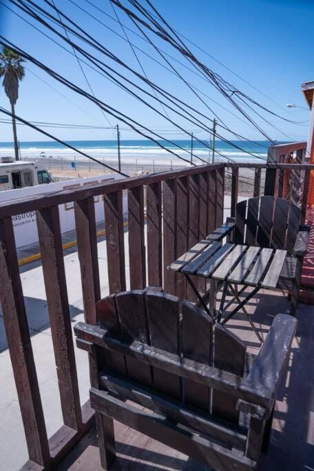 Be steps away from the beach - Downtown Rosarito House in Rosarito