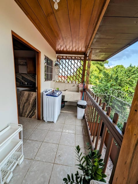 Balcony/Terrace, laundry