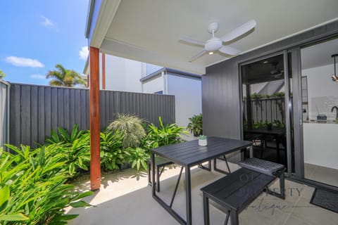 9 Basalt Court, Bargara House in Bargara