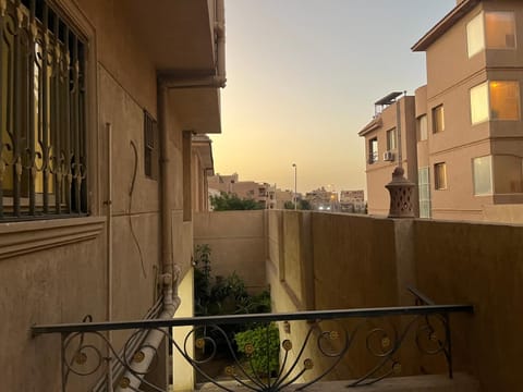 New Cairo Apartment near to airport Condo in New Cairo City