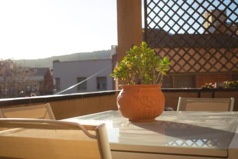 Day, Natural landscape, View (from property/room), Balcony/Terrace, Seating area, Mountain view